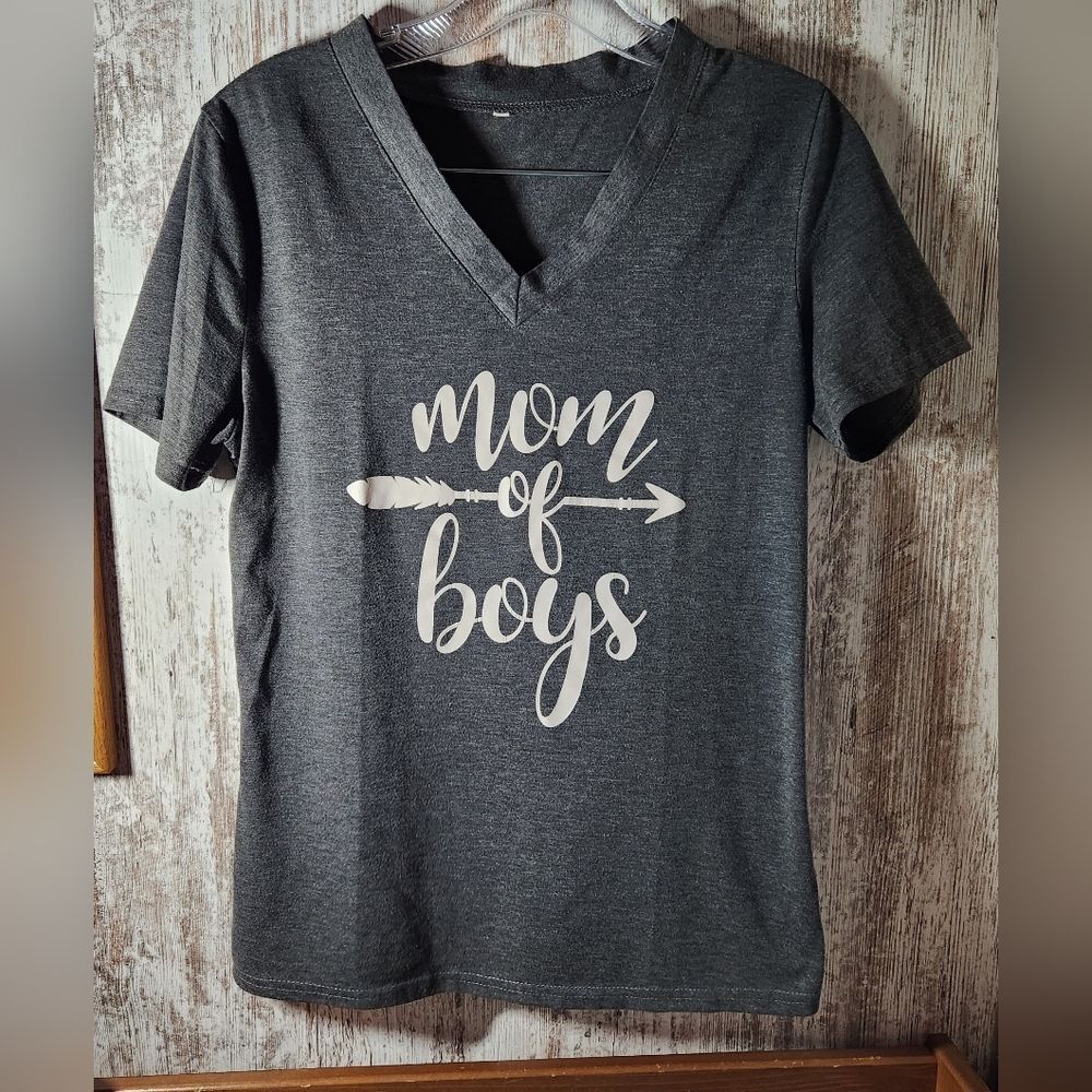 Dark Gray 'Mom of Boys' Tee T-shirt Short Sleeve